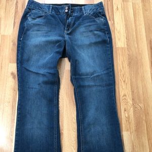 Lane Bryant size 18 long boot cut tummy tuck